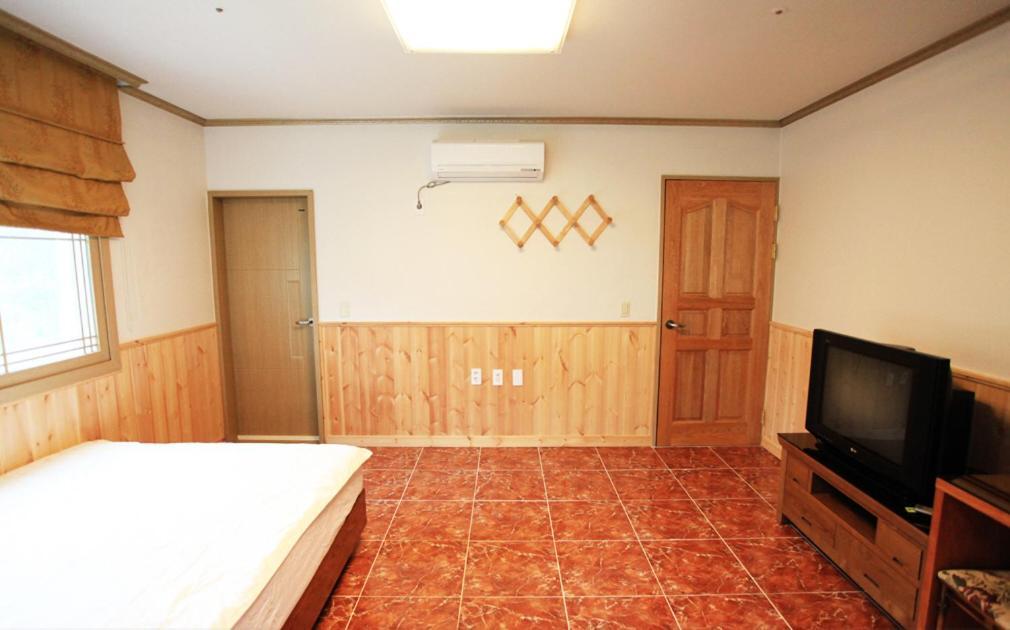 Haesung Pension Согвипхо Экстерьер фото
