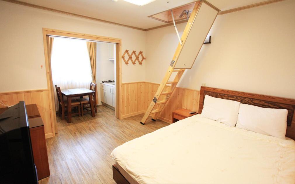 Haesung Pension Согвипхо Экстерьер фото